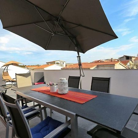 Ferienwohnung Malu Vir Exterior foto