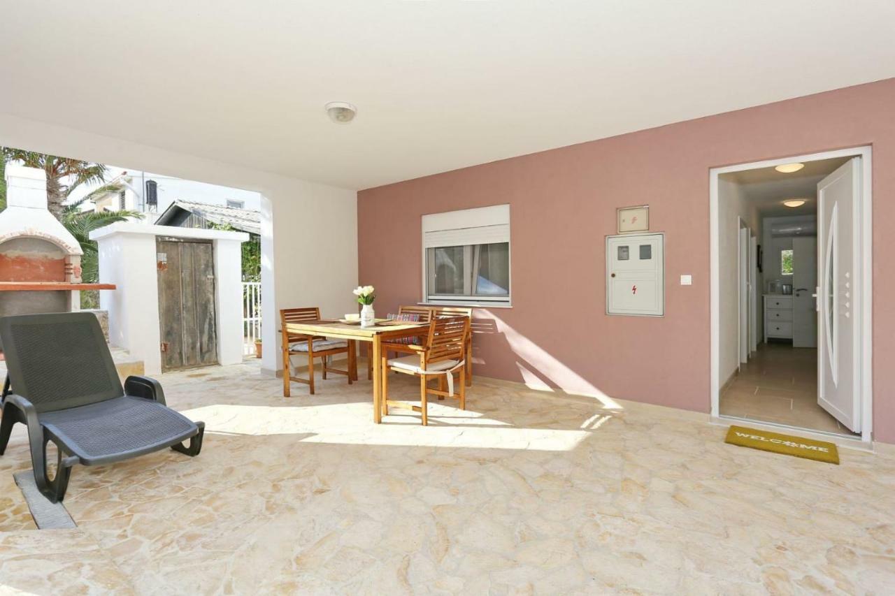 Ferienwohnung Malu Vir Exterior foto