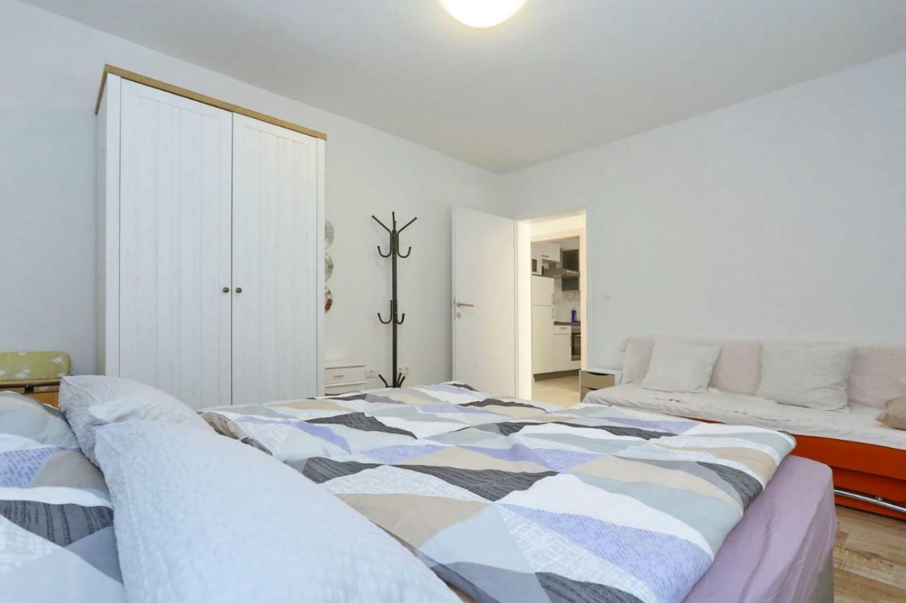 Ferienwohnung Malu Vir Exterior foto