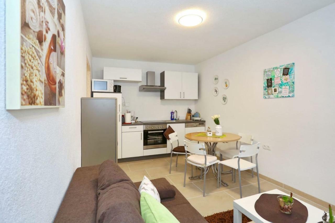 Ferienwohnung Malu Vir Exterior foto
