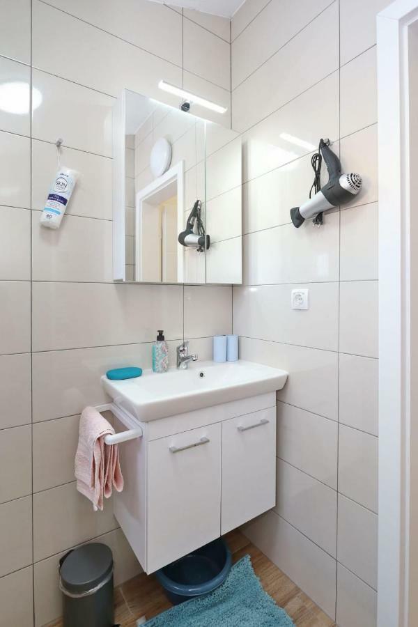 Ferienwohnung Malu Vir Exterior foto