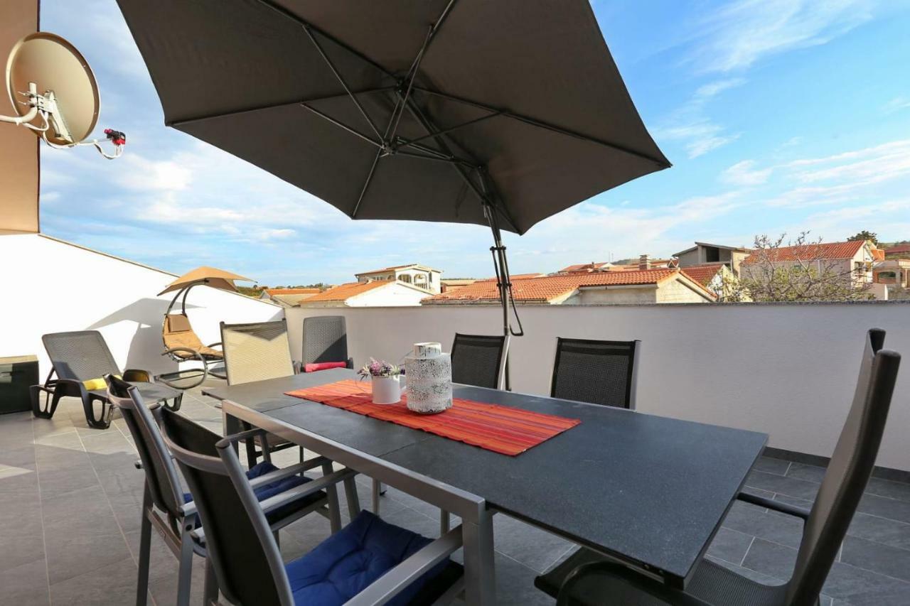 Ferienwohnung Malu Vir Exterior foto